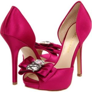 Enzo Angiolini Peep Toe Satin Pumps size7.5 PREOWN